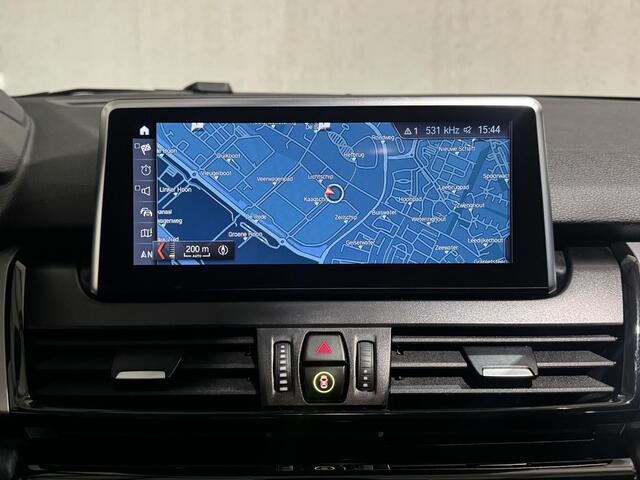BMW 2-SERIE Active Tourer 225xe iPerformance Business Aut. | navi | led | stoelverwarming |
