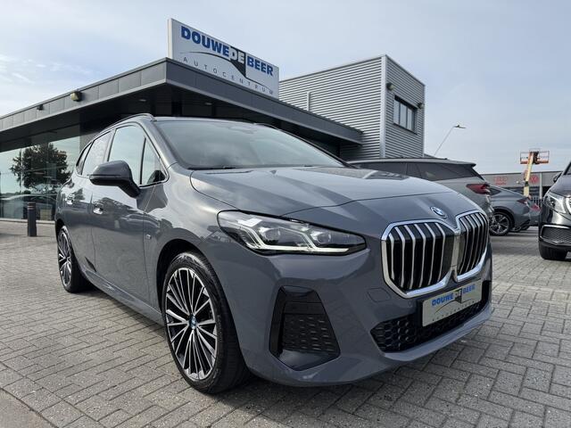 BMW 2-SERIE Active Tourer 225e xDrive M Sport Pano-Dak | Harman Kardon | HUD | Camera |