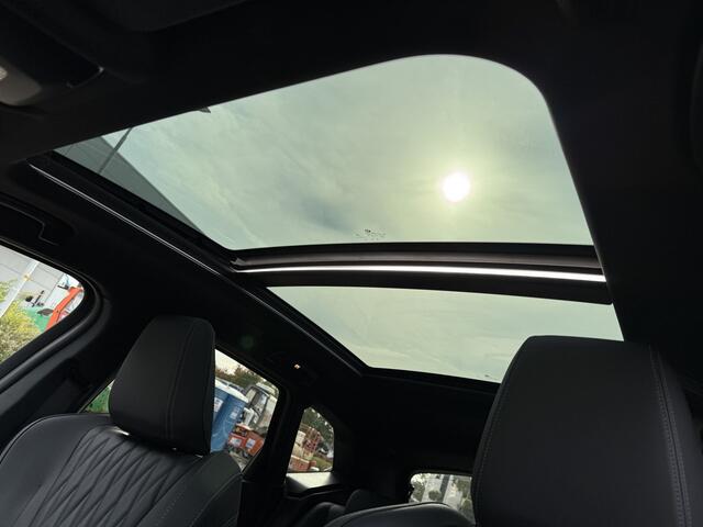 BMW 2-SERIE Active Tourer 225e xDrive M Sport Pano-Dak | Harman Kardon | HUD | Camera |