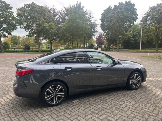 BMW 2-SERIE 218I BNS ED. / Full Led / Dig.Cockpit / Navi / Cruise / Dab / Multimedia