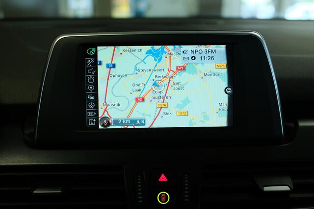 BMW 2-SERIE Active Tourer 225xe iPerformance Centennial High Executive Pano, Navi, Xenon, Plugin17"inch, Stoelverwarming, 225PK!