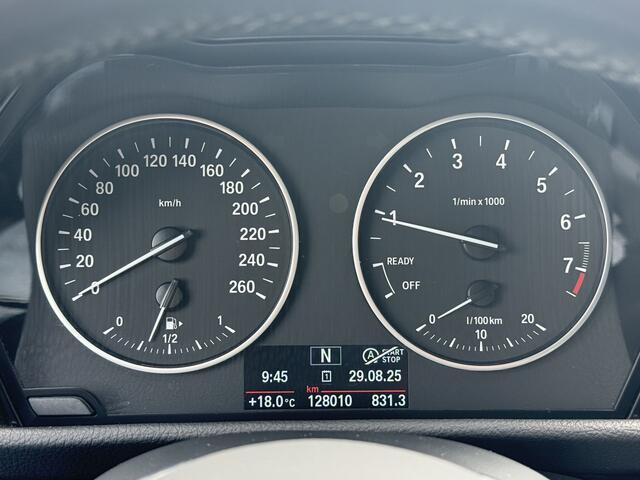 BMW 2-SERIE Active Tourer BWJ 2016 | 218i 136PK Sport | NWE APK | CLIMA | SPORTSTOELEN | NAVI | CRUISE | PDC | ZWARTE HEMEL |