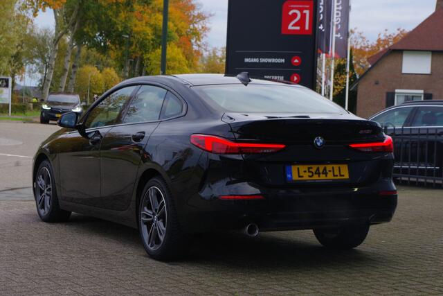BMW 2-SERIE Gran Coupé 218i Automaat Sport Line Business Edition, LED, Sportstoelen, Cruise Control, Carplay, Camera