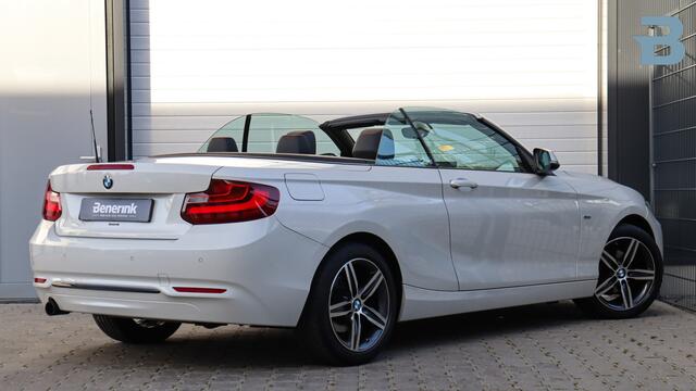 BMW 2-SERIE Cabrio 218i Executive Sport-Line | Leder | Stoelverwarming | LED Koplampen | 17 Inch