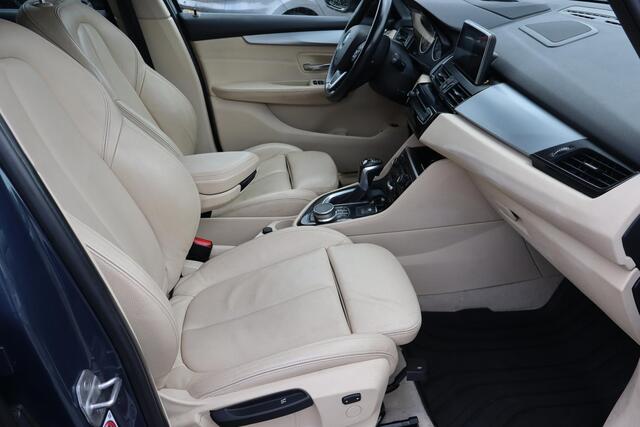 BMW 2-SERIE Active Tourer 225xe Centennial High Executive Hybride accu defect! Head up display, Navigatie, Stoelverwarming, Climate control, Lederen interieur,