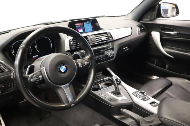 BMW 2-SERIE Cabrio 220i High Executive H&K PDC
