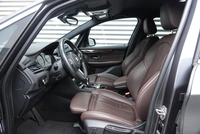 BMW 2-SERIE Active Tourer 225xe iPerformance High Executive | Harman & Kardon | Leder | HUD | Camera | Navi | DAB |