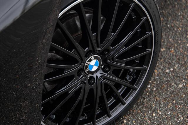 BMW 2-SERIE Gran Coupé 218i Introduction Edition NAVI / CARPLAY / LED / AUTOMAAT / N.A.P