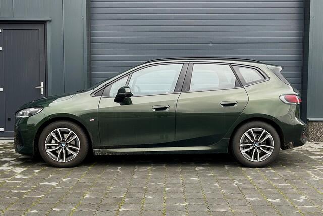 BMW 2-SERIE Active Tourer 218i M-Sport PANO H/K TREKHAAK KEYLESS