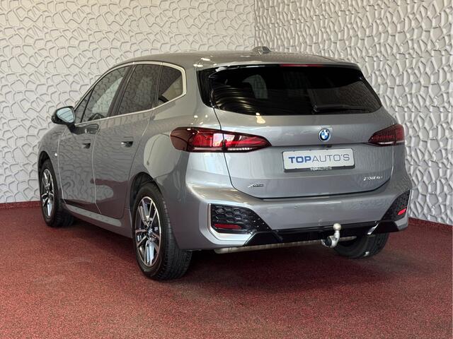 BMW 2-SERIE Active Tourer ? 230E ? XDRIVE 326 PK M SPORT LED ELEK.KLEP CAMERA WEGKLAPBARE.TREKHAAK 04/2024 AWD 4X4 4WD M-Sportpakket PHEV