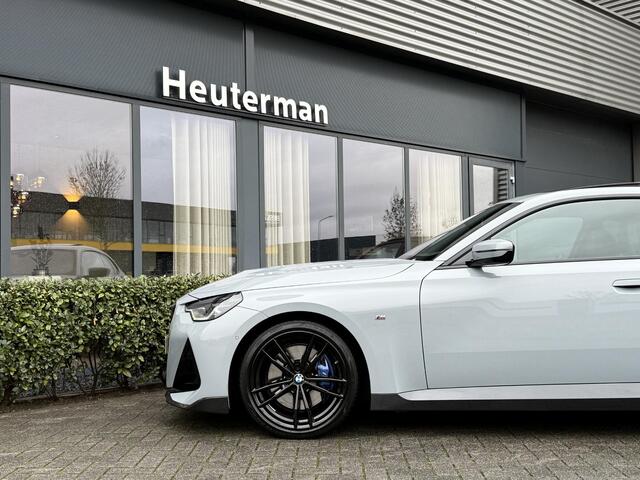 BMW 2-SERIE Coupé 220i Coupe M-Sport Aut./ M-Performance/ Schuifdak