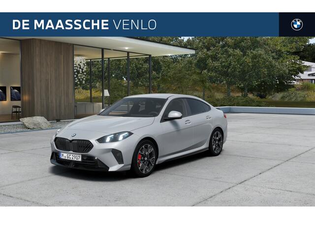 BMW 2-SERIE Gran Coupé 220 M Sport Automaat / Sportstoelen / Achteruitrijcamera / M Adaptief onderstel / Adaptieve LED / Parking Assistant / Stuurverwarming