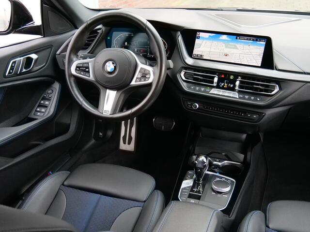 BMW 2-SERIE Gran Coupé 218i High Executive 141 Pk Automaat Navigatie / DAB / Apple Carplay / M Sport-pakket