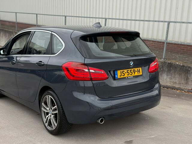 BMW 2-SERIE Active Tourer 218i Aut | Leder | Trkhk | Carplay |