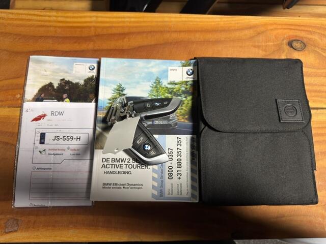 BMW 2-SERIE Active Tourer 218i Aut | Leder | Trkhk | Carplay |