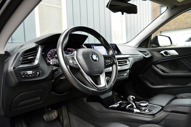 BMW 2-SERIE Gran Coupé 218i Sport-Line Rijklaarprijs-Garantie Camera Led Apple carplay Airco Leder Sportinterieur