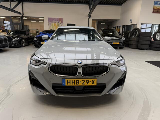 BMW 2-SERIE Coupé 218i M Sport LED Achteruitrijcamera Head-Up Display 19 Inch Elek Stoelverstelling Keyless Entry Carplay