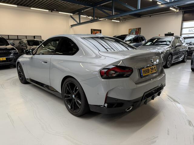 BMW 2-SERIE Coupé 218i M Sport LED Achteruitrijcamera Head-Up Display 19 Inch Elek Stoelverstelling Keyless Entry Carplay