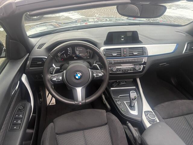 BMW 2-SERIE 220I High Executive M-sport I Alcantara I Navi