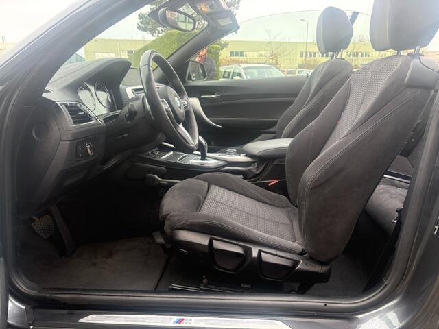 BMW 2-SERIE 220I High Executive M-sport I Alcantara I Navi