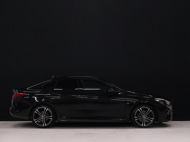 BMW 2-SERIE Gran Coupé 218i M-Sport [SCHUIFKANTELDAK, APPLE CARPLAY, ANDROID, CAMERA, PDC V+A, VOL LEDER, CRUISE, CLIMATE, NIEUWSTAAT]