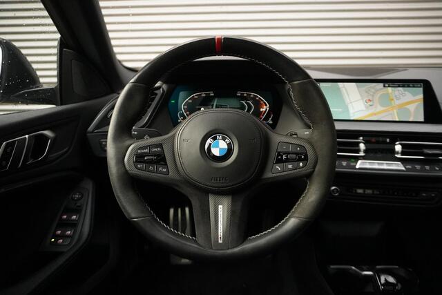 BMW 2-SERIE Gran Coupé 218i M Sport Edition | Glazen panoramadak | Achteruitrijcamera | HiFi System