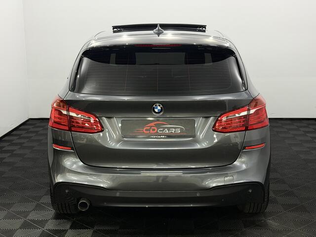 BMW 2-SERIE Active Tourer 225xe iPerformance Executive M-Sport Plug-in Panoramadak, Leder, Parkeersensoren, Head-up display, Navi, Keyless start, Elektrische achterklep, Sfeerverlichting