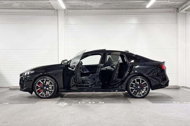 BMW 2-SERIE Gran Coupé 220 | M-Sport Pro | Premium Pack | Driving Assistant | Panoramadak | Comfort Access