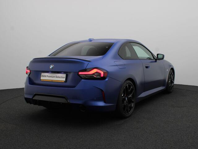 BMW 2-SERIE Coupé 218i M Sportpakket Pro | Premium Pack | Stuurwielrand Verwarmd | Achteruitrijcamera | Parking Assistant | HiFi | 19''