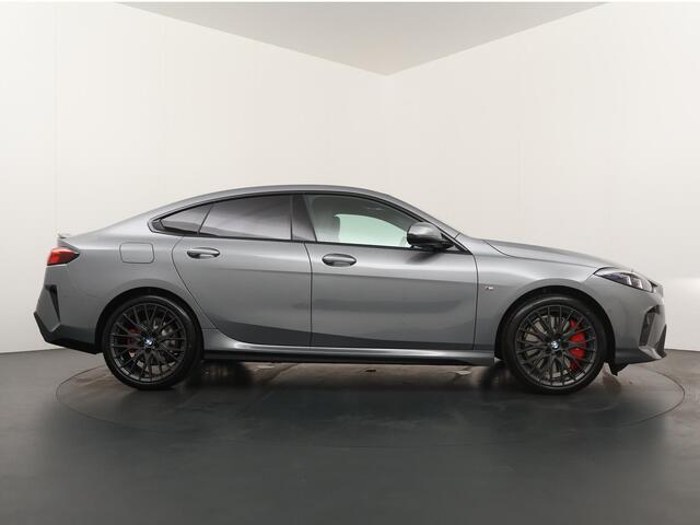 BMW 2-SERIE Gran Coupé 223 xDrive | M-Sport | Comfort Access | Harman Kardon | Adaptive Cruise | Stoelverwarming | Ekris Selection
