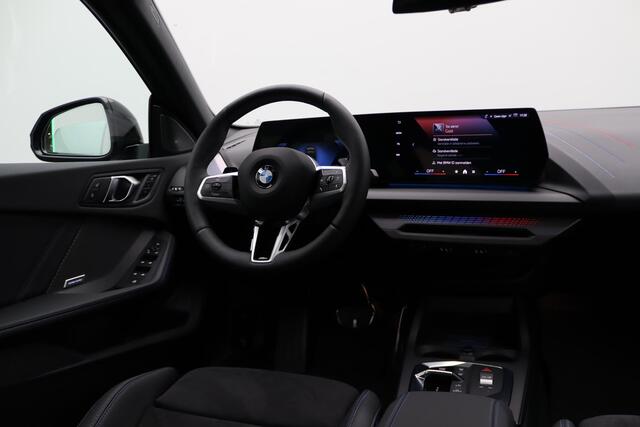 BMW 2-SERIE Gran Coupé 220 M Sportpakket | Premium Pack | Achteruitrijcamera | Elektrisch Verstelbare Sportstoelen | Driving Assistant Plus | Harman Kardon | 19'' | Ekris Selection