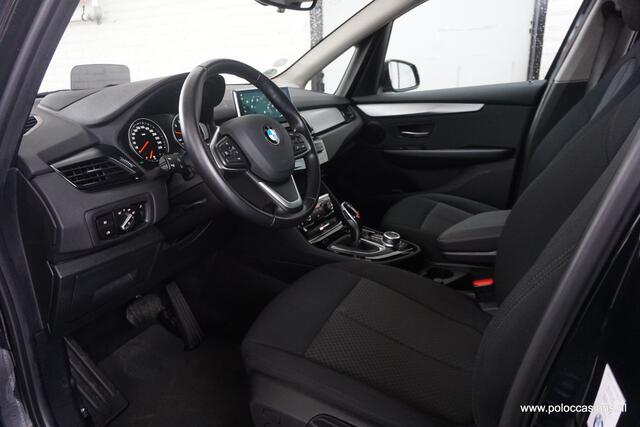 BMW 2-SERIE Active Tourer 218i Head-up | Hoge instap | NL Auto | 1e eigenaar | APK 2 JR!