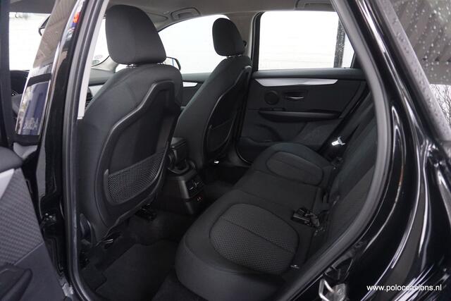 BMW 2-SERIE Active Tourer 218i Head-up | Hoge instap | NL Auto | 1e eigenaar | APK 2 JR!