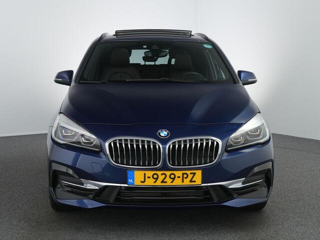 BMW 2-SERIE Active Tourer 225xe iPerformance High Executive | Pano | Leer | Trekhaak | Camera | Keyless