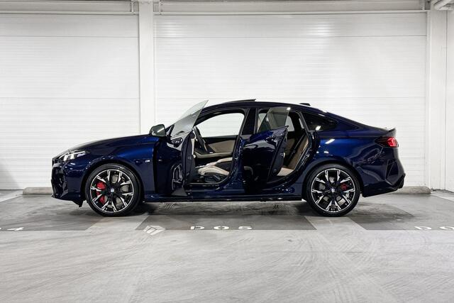 BMW 2-SERIE Gran Coupé 220 | M-Sport Pro | Premium Pack | Driving Assistant Plus | Harman/Kardon | Panoramadak | Comfort Access