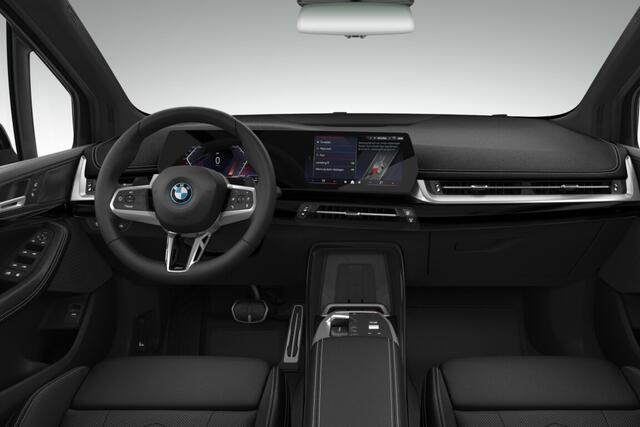 BMW 2-SERIE Active Tourer 225e xDrive | M Sportpakket | Premium Pack | Travel Pack | Trekhaak