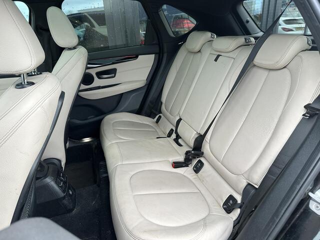 BMW 2-SERIE Active Tourer 218i Centennial High Executive | AUTOMAAT | M Pakket | Head UP | PANO | Achteruitijcamera | Elektrische Achterklep |