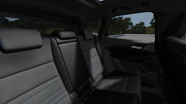 BMW 2-SERIE Active Tourer 225e xDrive High Executive M Sport Automaat / Trekhaak / Panoramadak / M Adaptief onderstel / Sportstoelen / Comfort Access / Head-Up