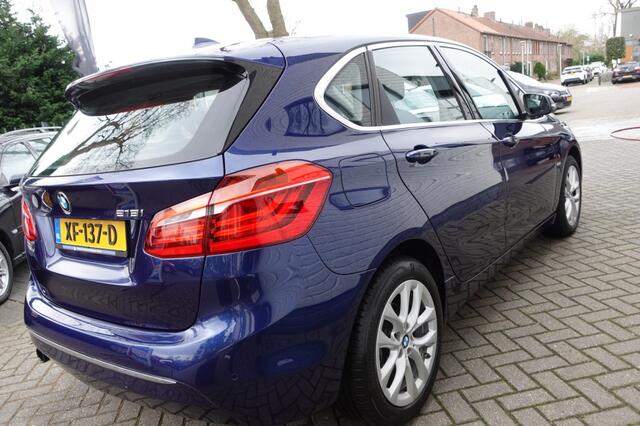 BMW 2-SERIE 218I LUXURY Leder Zeer verzorgd
