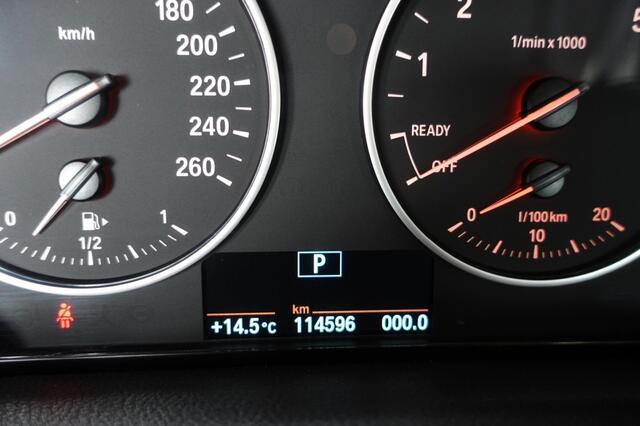 BMW 2-SERIE 218I LUXURY Leder Zeer verzorgd