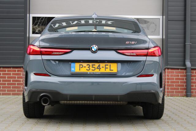 BMW 2-SERIE Gran Coupé 218i M Sport Business Edition Plus - 18 Inch - Lederen bekleding - Nederlandse BMW - Dealer onderhouden Stuur & Stoelverwarming - Achteruitrijcamera
