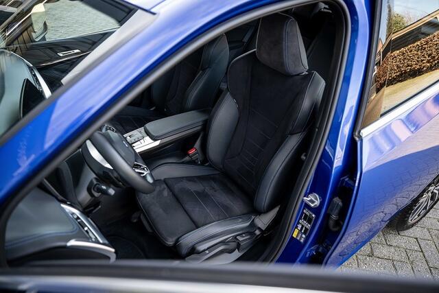 BMW 2-SERIE 225e xDrive M sport | Camera | Keyless | Adapt. Led | Sport Seats | 18 Inch |