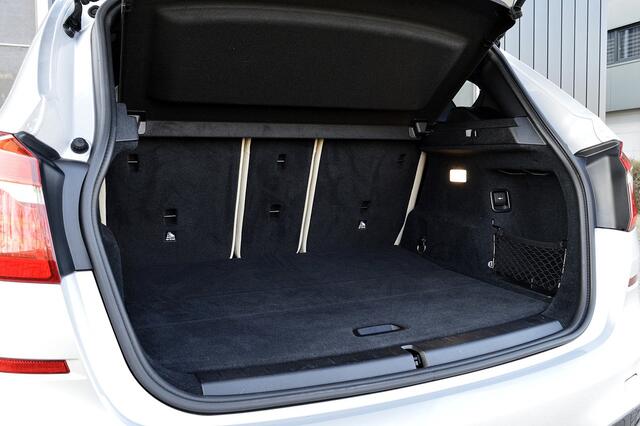 BMW 2-SERIE Active Tourer 218i M-Sport Rijklaarprijs-Garantie Navigatie Leder sport interieur Led Airco Head-Up