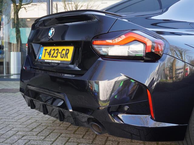 BMW 2-SERIE Coupé 220i M-Sport Pro / SPORTONDERSTEL / HARMAN KARDON / PANO / SPORTSTOELEN / PDC / WIDESCREEN NAVI / ALARM KLASSE 3 / CRUISE / 19'' LMV