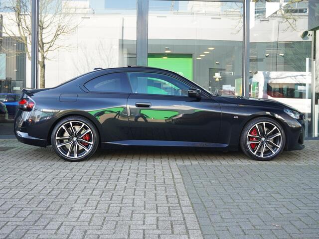 BMW 2-SERIE Coupé 220i M-Sport Pro / SPORTONDERSTEL / HARMAN KARDON / PANO / SPORTSTOELEN / PDC / WIDESCREEN NAVI / ALARM KLASSE 3 / CRUISE / 19'' LMV