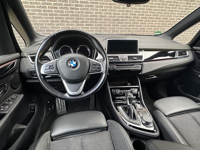 BMW 2-SERIE Active Tourer 225xe iPerformance | Head-up Display | Navigatie | Camera