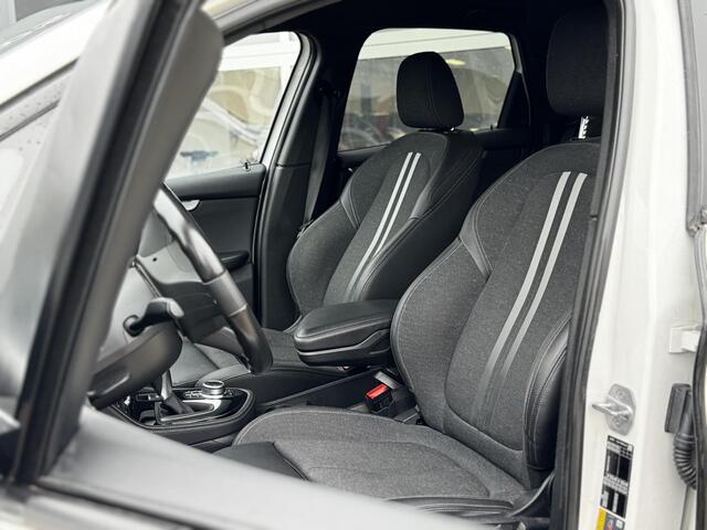BMW 2-SERIE Active Tourer 225xe iPerformance Executive - Navigatie - Stoelverwarming - Camera - Trekhaak