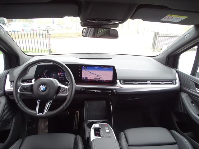 BMW 2-SERIE 218i Active Tourer M Sportpakket Sportstoelen Adaptief M-onderstel Parkeerhulpsysteem 18''LM Velgen
