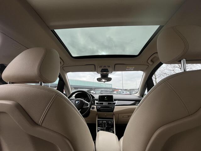 BMW 2-SERIE Active Tourer 220i High Executive luxury line