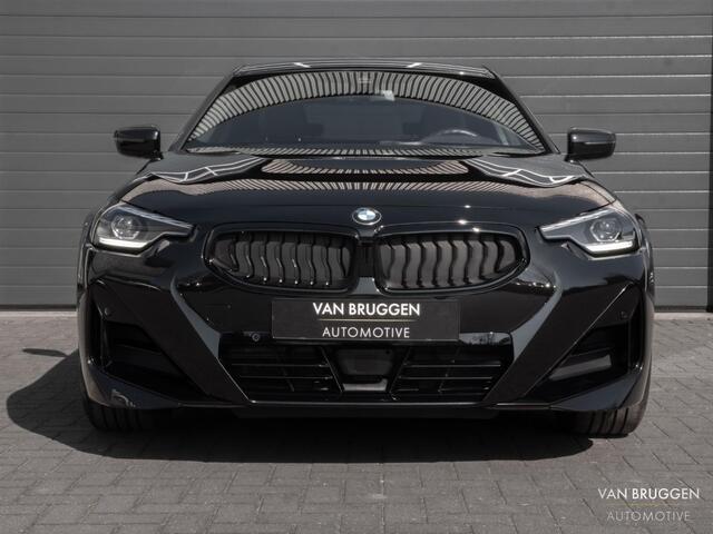BMW 2-SERIE Coupé 220i M-Sport 20" Leer Camera